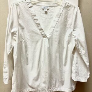 J Jill White V-Neck Top small